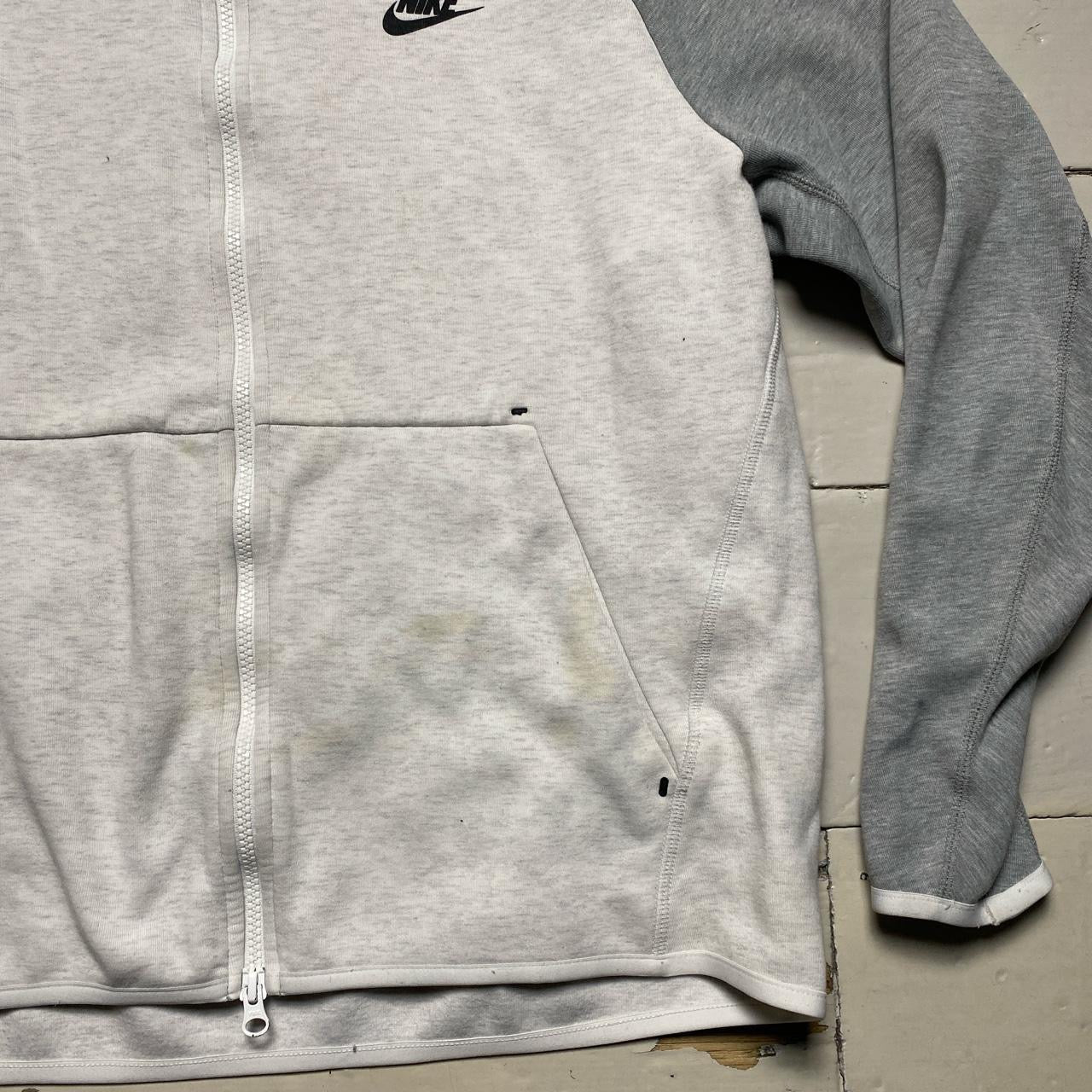 Nike Tech Fleece Old Season Grey and White (Large)