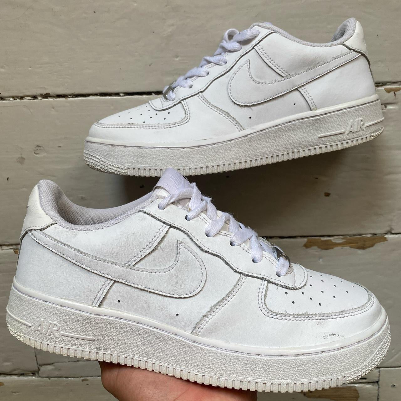 Nike Air Force 1 White (UK 6)