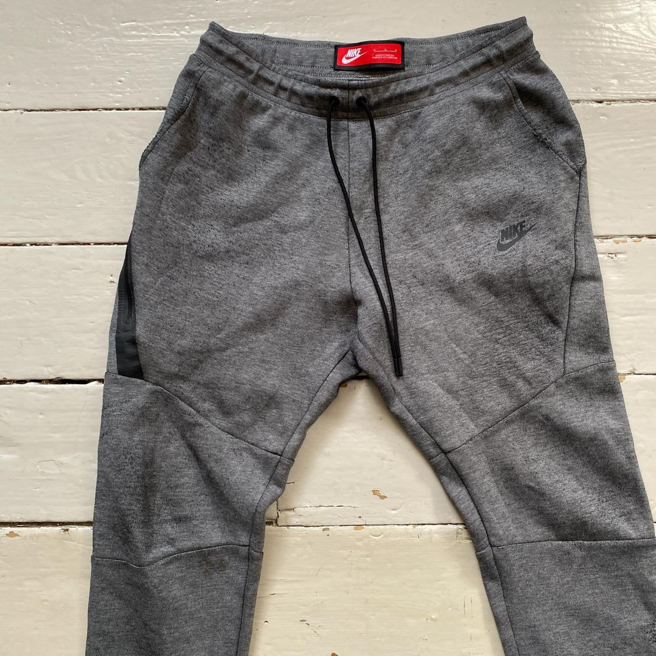 Nike Tech Fleece Grey (Medium)