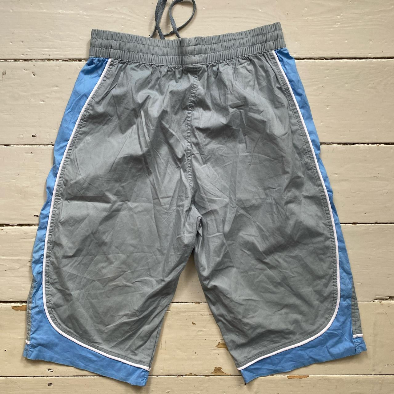 Nike Vintage Swoosh Shorts (Medium)