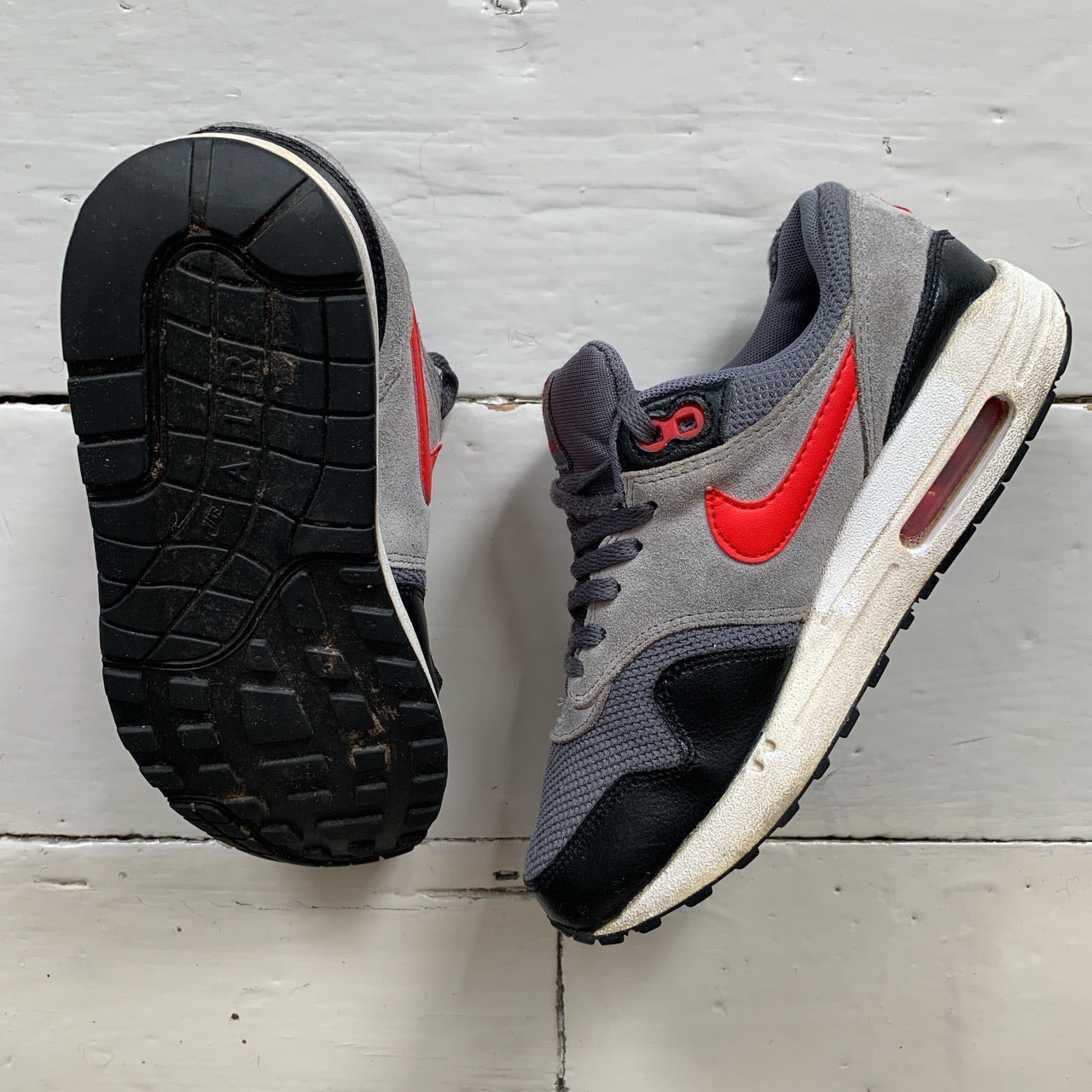 Nike Air Max 1 Black Grey Red (UK 4)