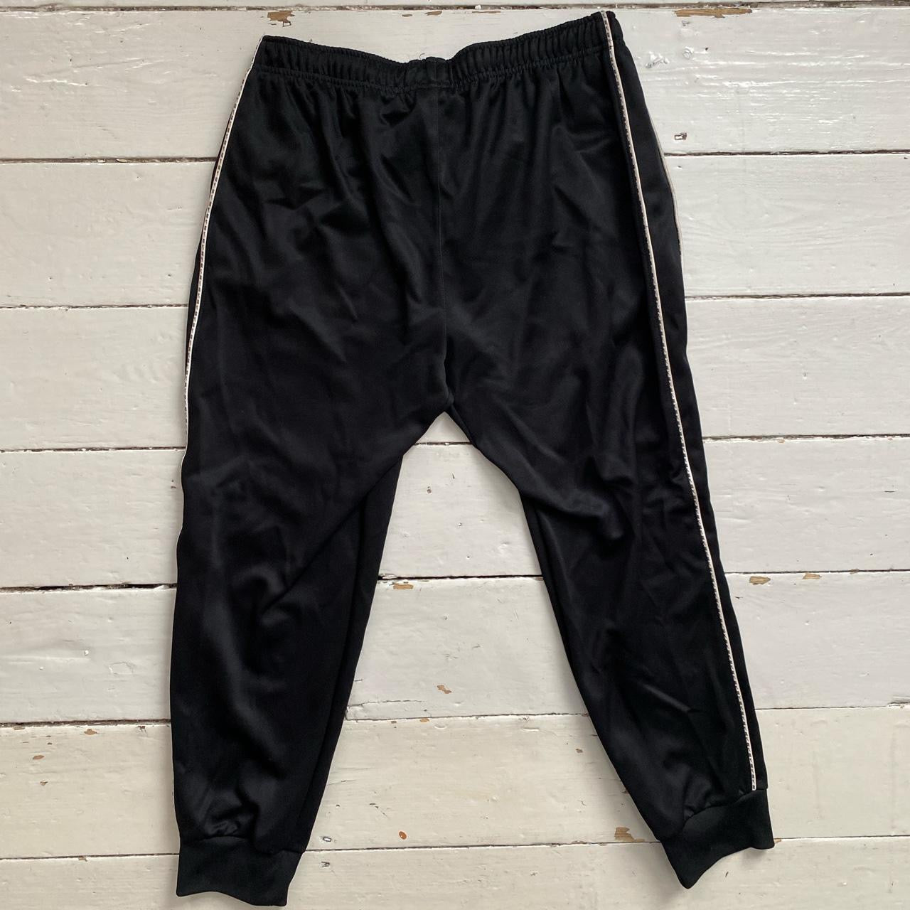 Nike Swoosh Black Joggers (Large)