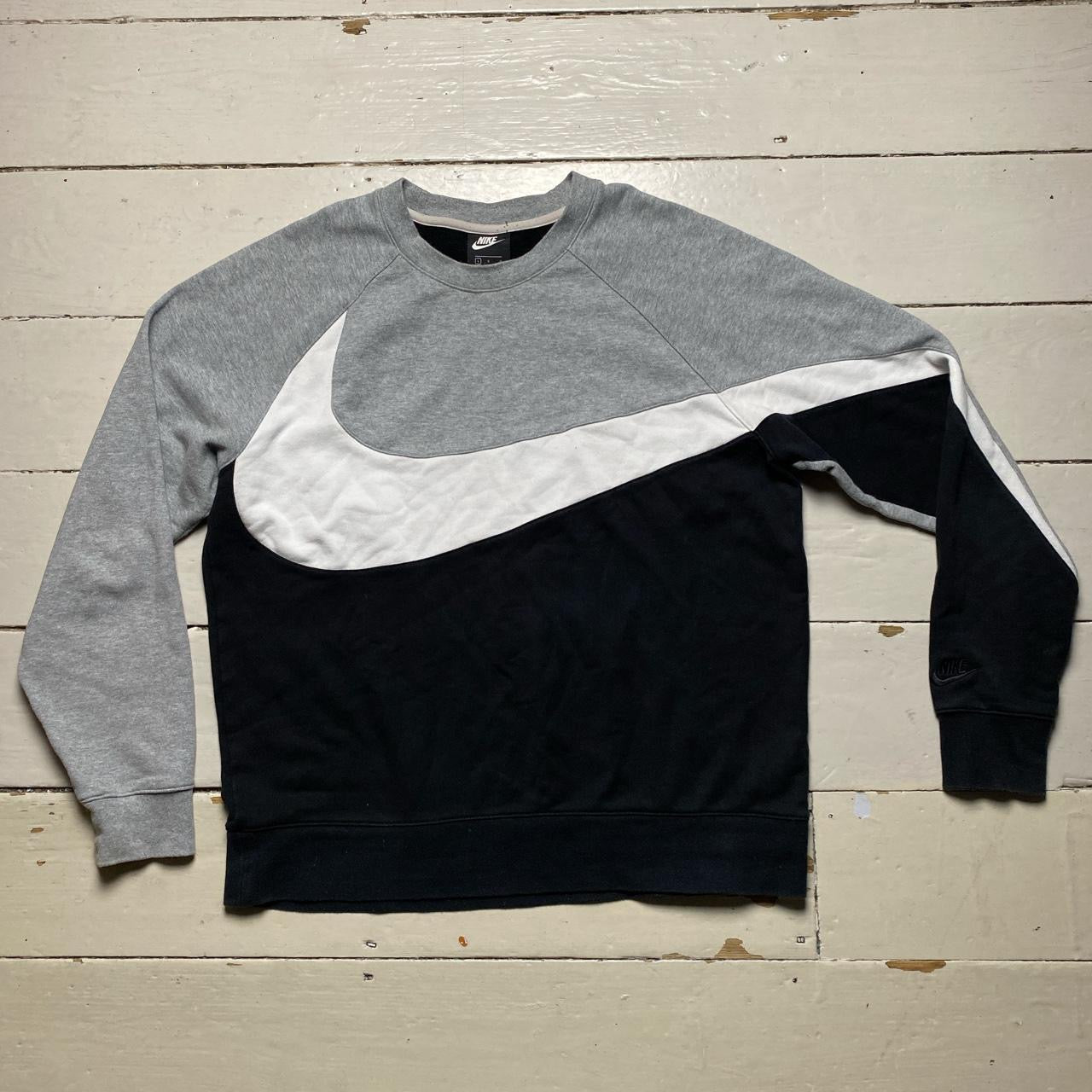 Nike Big Swoosh Grey Jumper (Large)