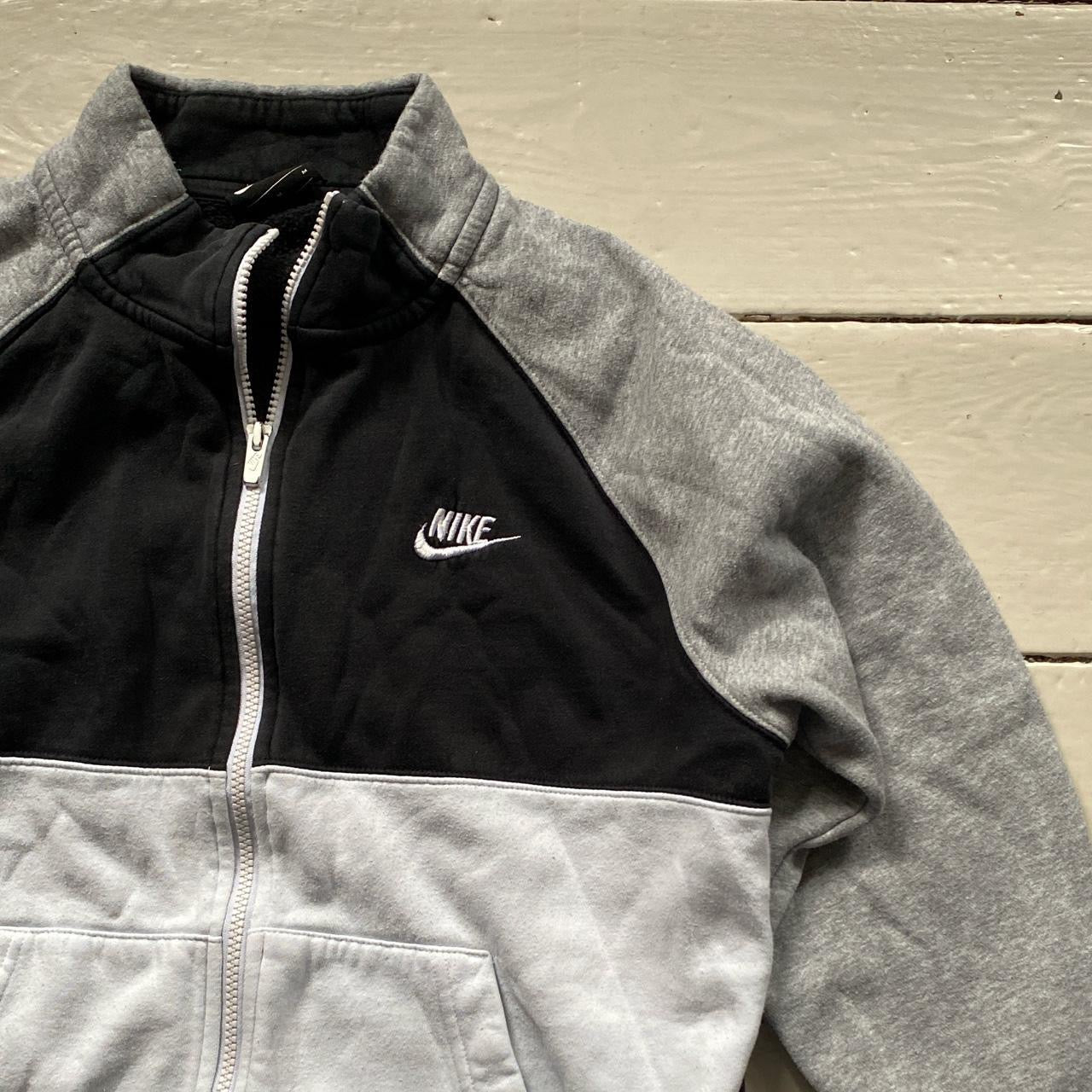 Nike Zipped Sweatshirt (Medium)