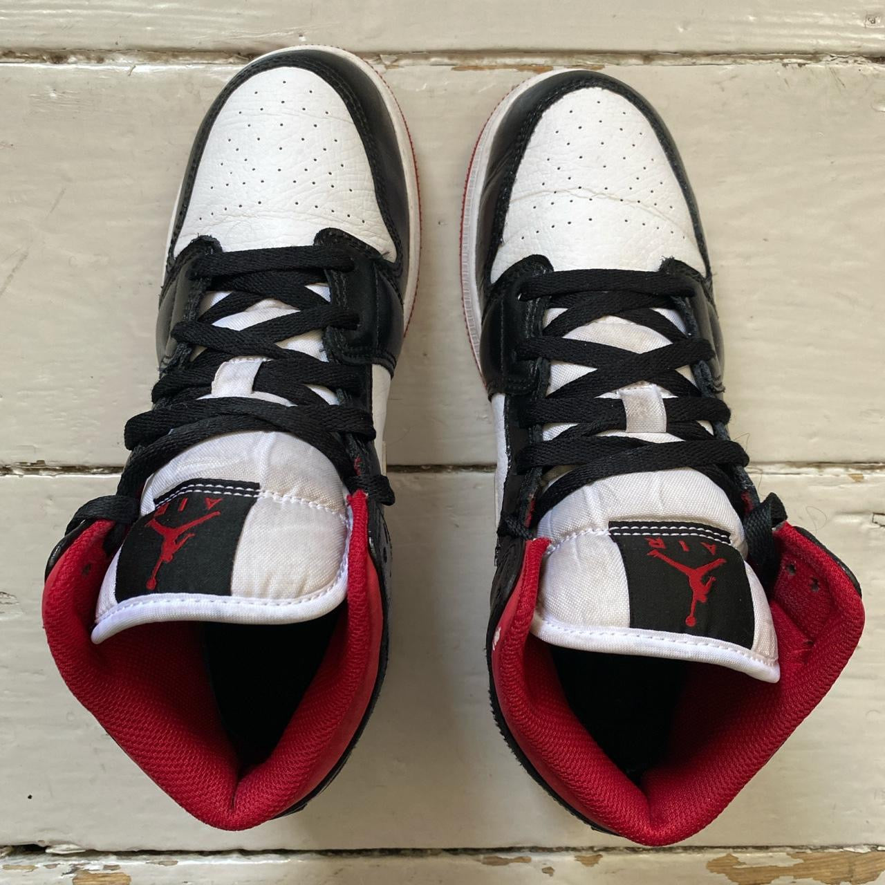 Jordan 1 Black Gym Red Mid (UK 5.5)