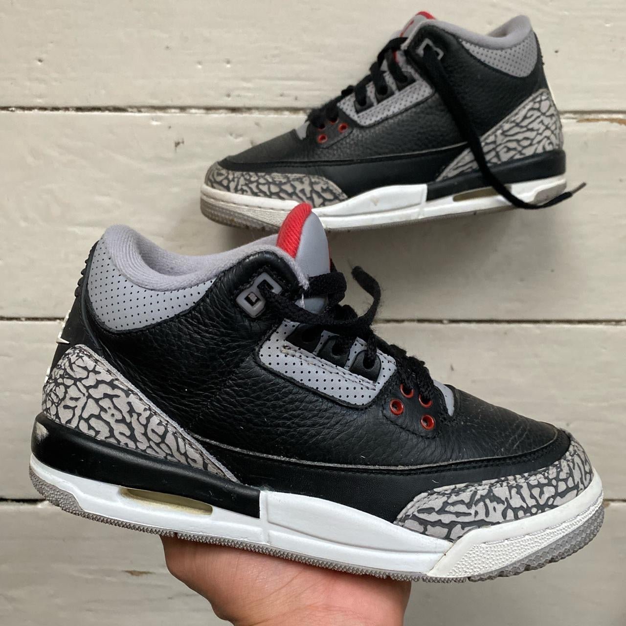 Jordan 3 Black Cement (UK 4)