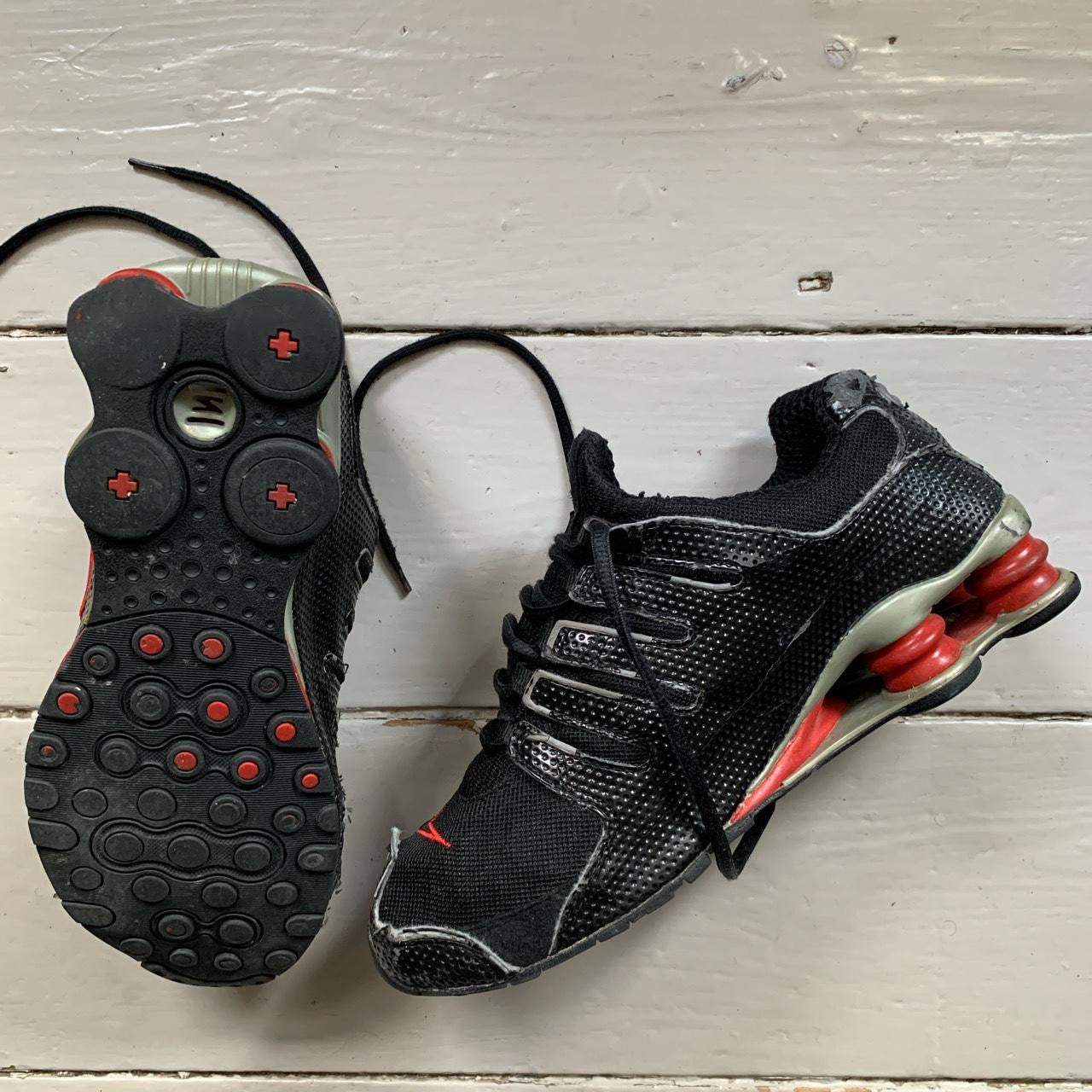 Nike Vintage Shox Black and Red (UK 7)