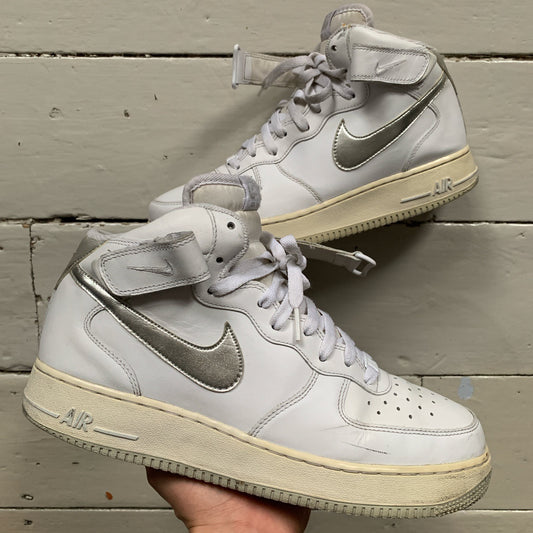 Nike Air Force 1 Mid Vintage (UK 9)