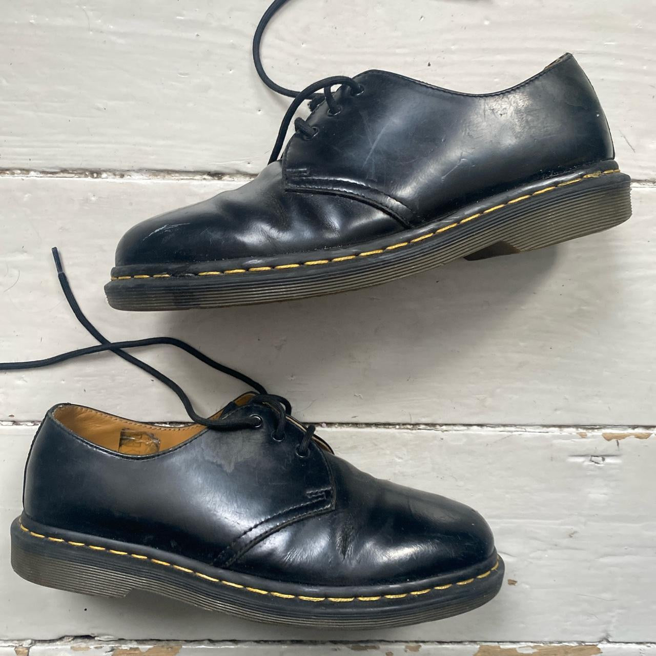 Dr Martens Low Leather Shoes (UK 7)