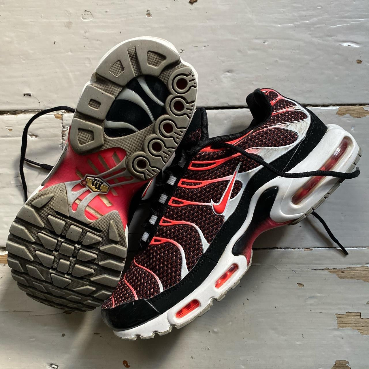 Nike TN Air Max Plus Hot Lava (UK 9.5)