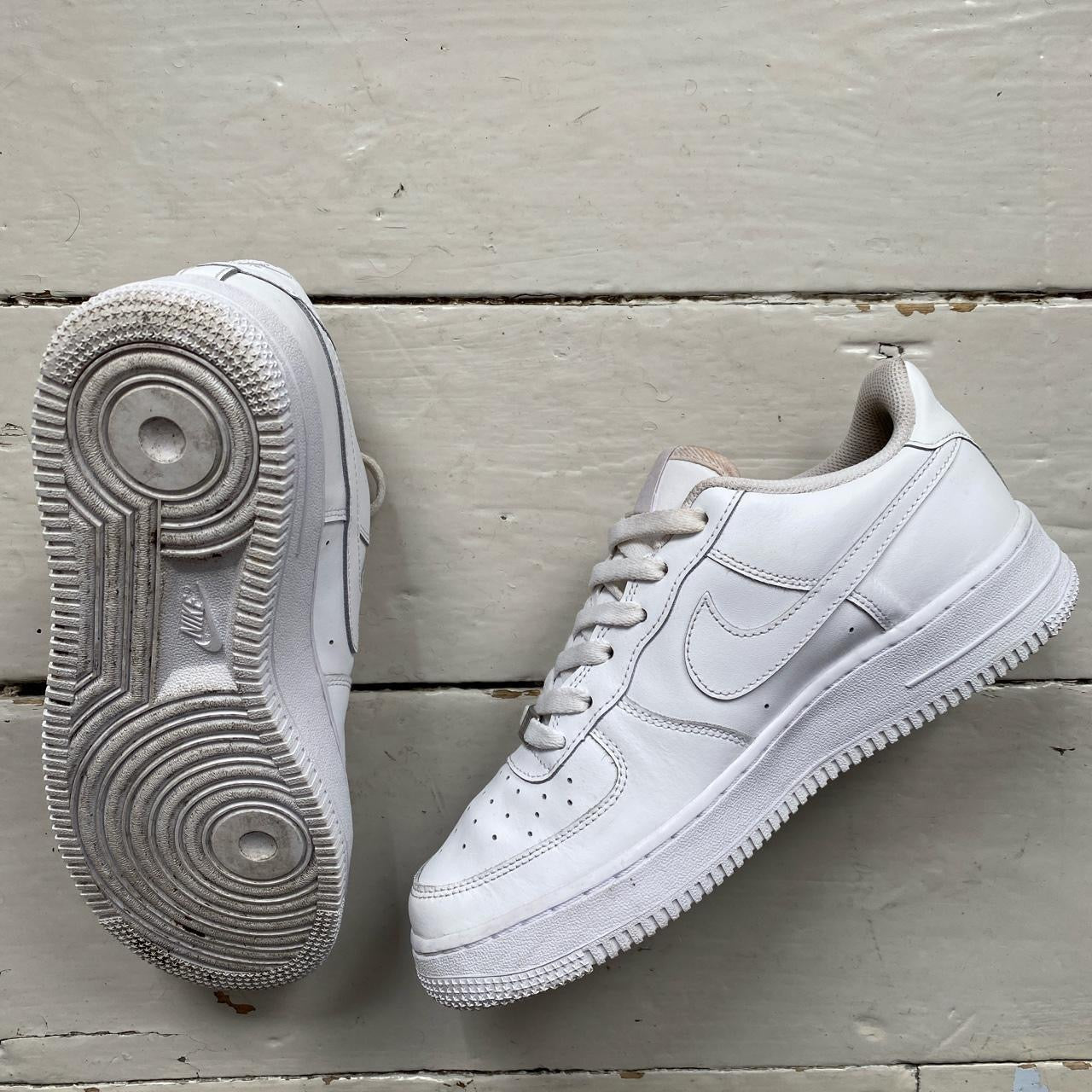 Nike Air Force 1 White (UK 6)