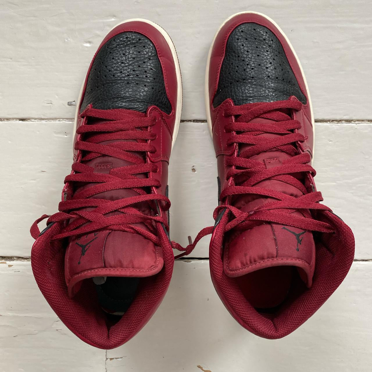 Nike Jordan 1 Retro Mid Team Red (UK 10.5)