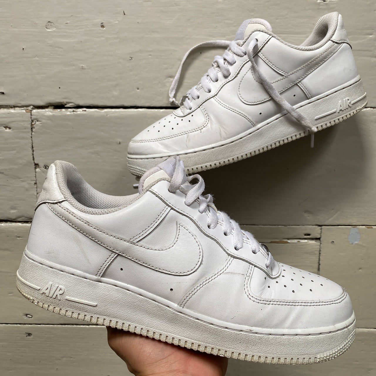 Nike Air Force 1 White (UK 9)