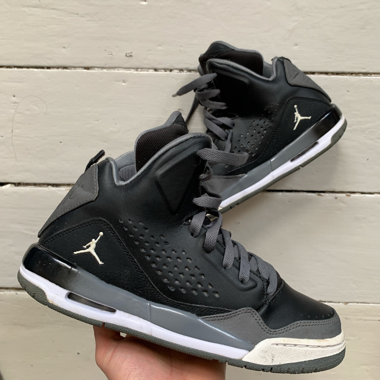 Jordan Flight Black and White (UK 6)