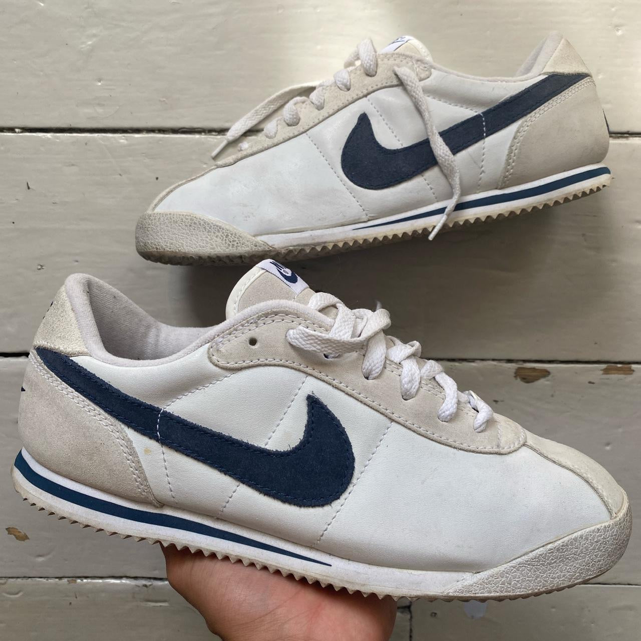 Nike Cortez Vintage 2003 (UK 9)