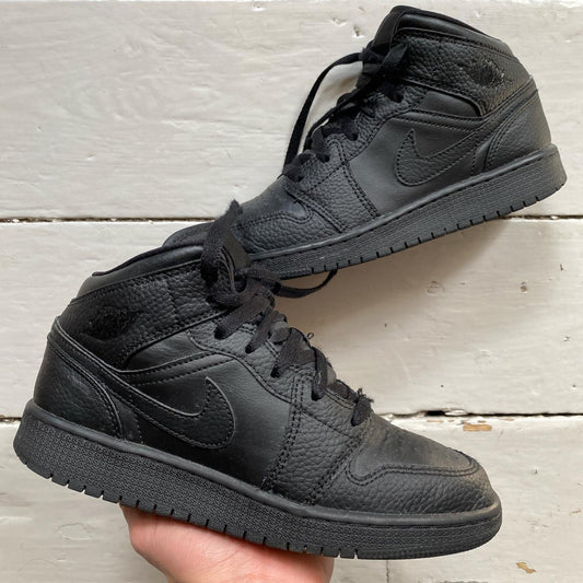 Jordan 1 Mid Black (UK 5)