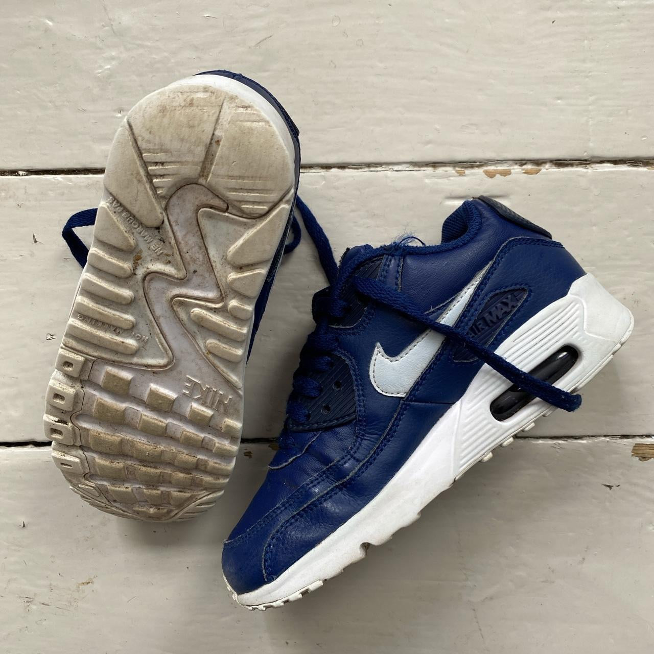 Nike Air Max 90 Navy and White (UK 3)