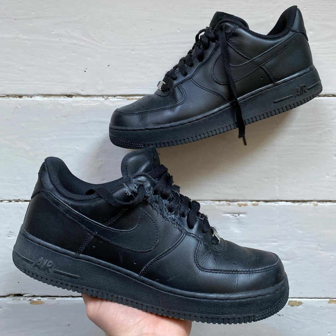 Nike Air Force 1 Black (UK 8)