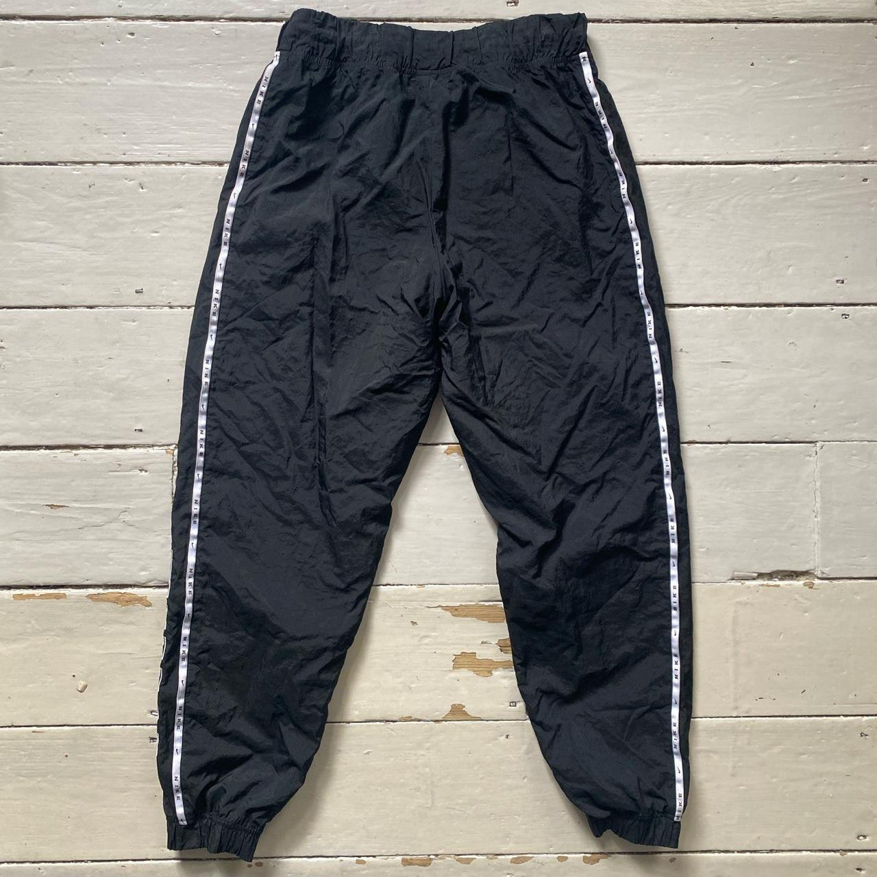Nike Swoosh Spellout Shell Bottoms (Small)