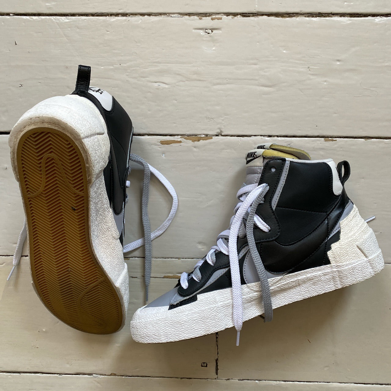 Nike Sacai Blazer Black & Grey (UK 9)