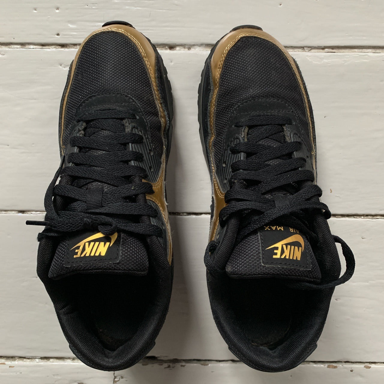 Nike Air Max 90 Black and Gold (UK 8)
