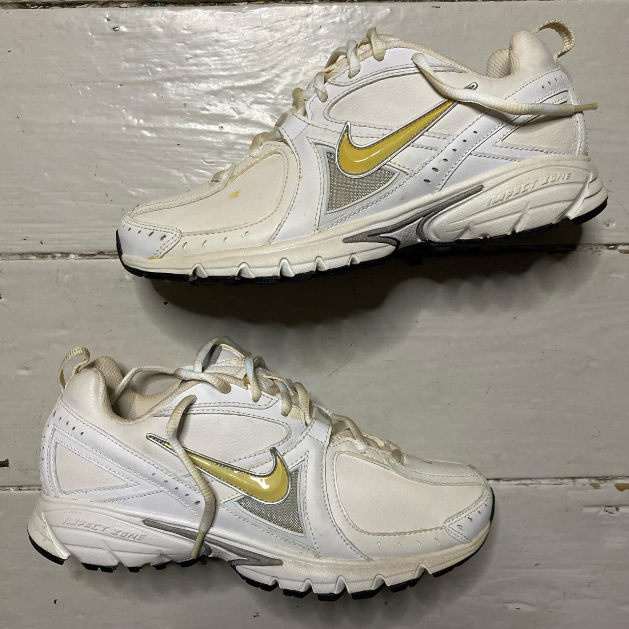 Nike Running Vintage Trainers (UK 7)