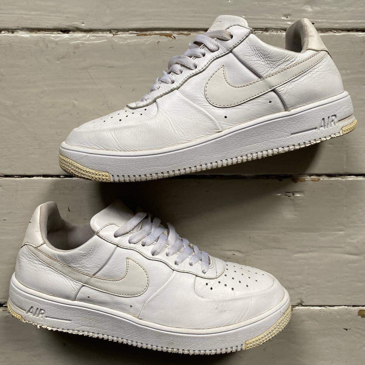 Nike Air Force 1 White (UK 9)