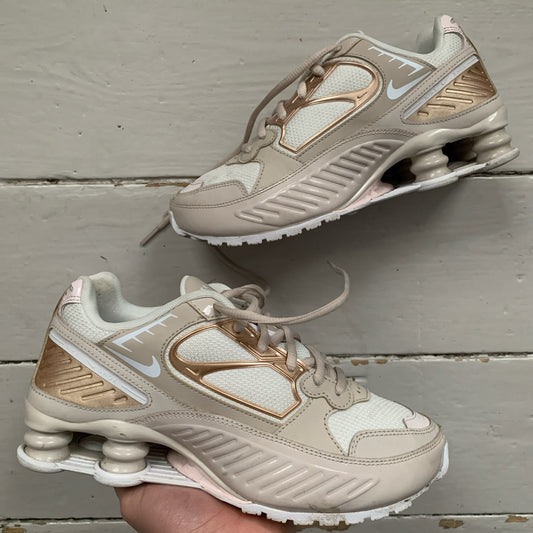 Nike Shox Cream and Gold (UK 4.5)