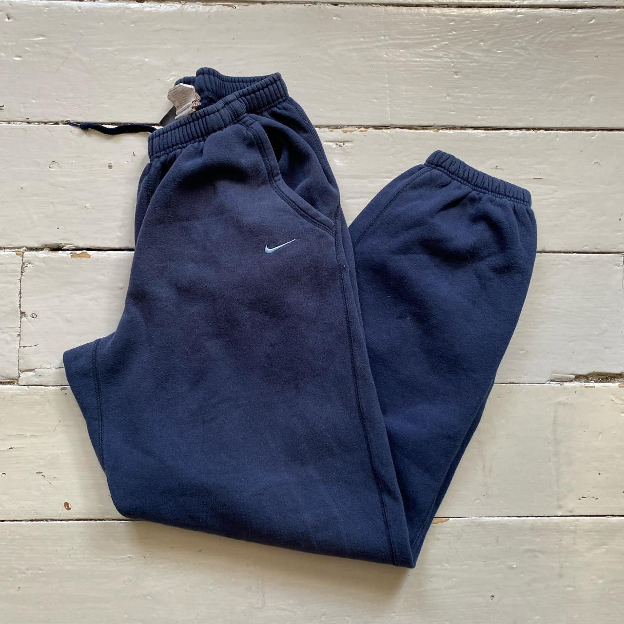 Nike Swoosh Air Max Joggers (Medium)