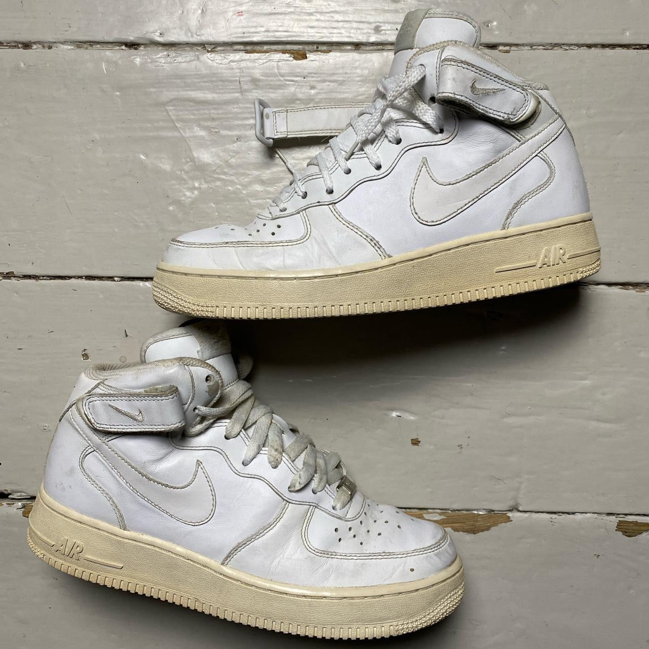 Nike Air Force 1 Mid White (UK 6)