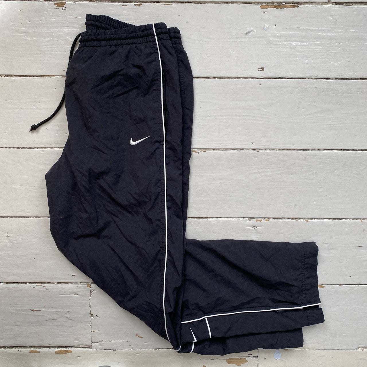 Nike Vintage Swoosh Shell Bottoms (Large)