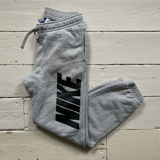 Nike Club Spellout Grey Joggers (Small)