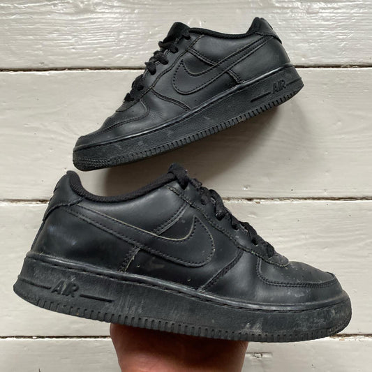 Nike Air Force 1 Black (UK 4.5)