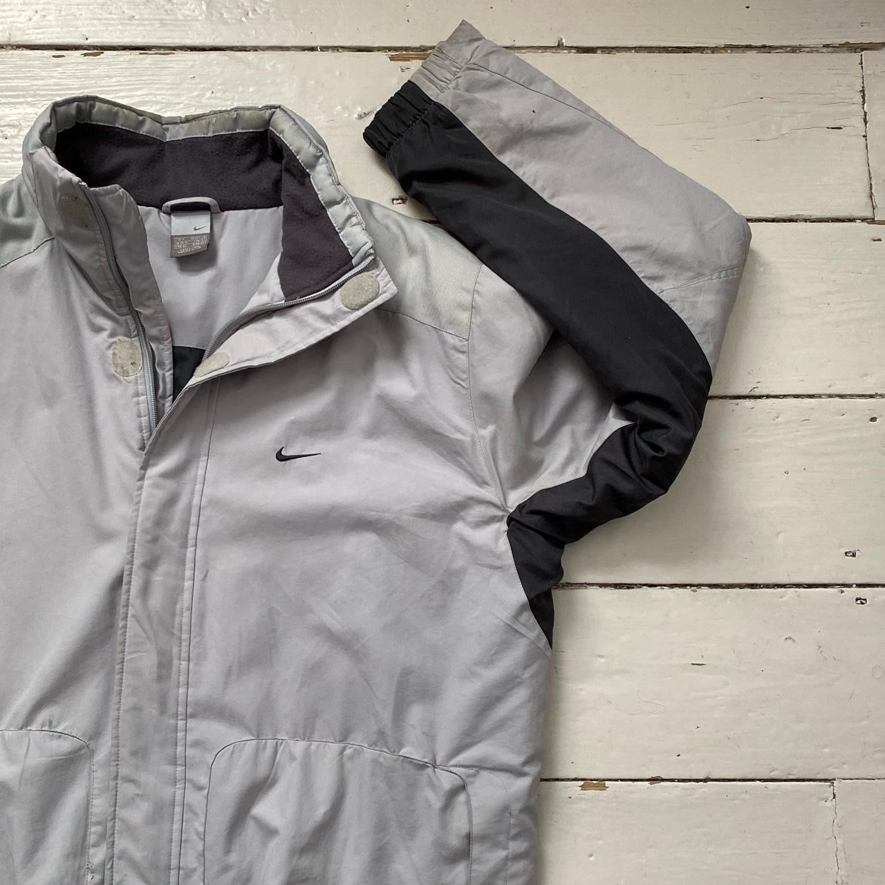 Nike Vintage Swoosh Padded Silver Jacket (Medium)