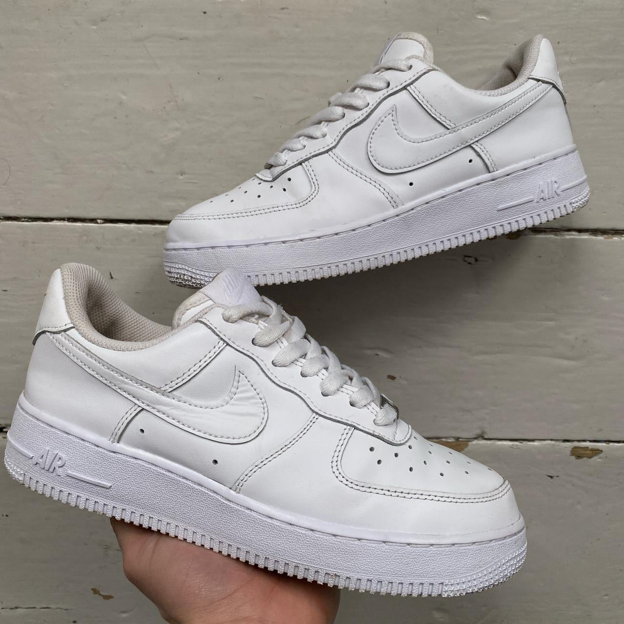 Nike Air Force 1 White (UK 6)