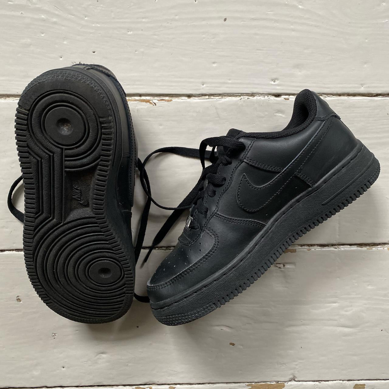 Nike Air Force 1 Black (UK 4)