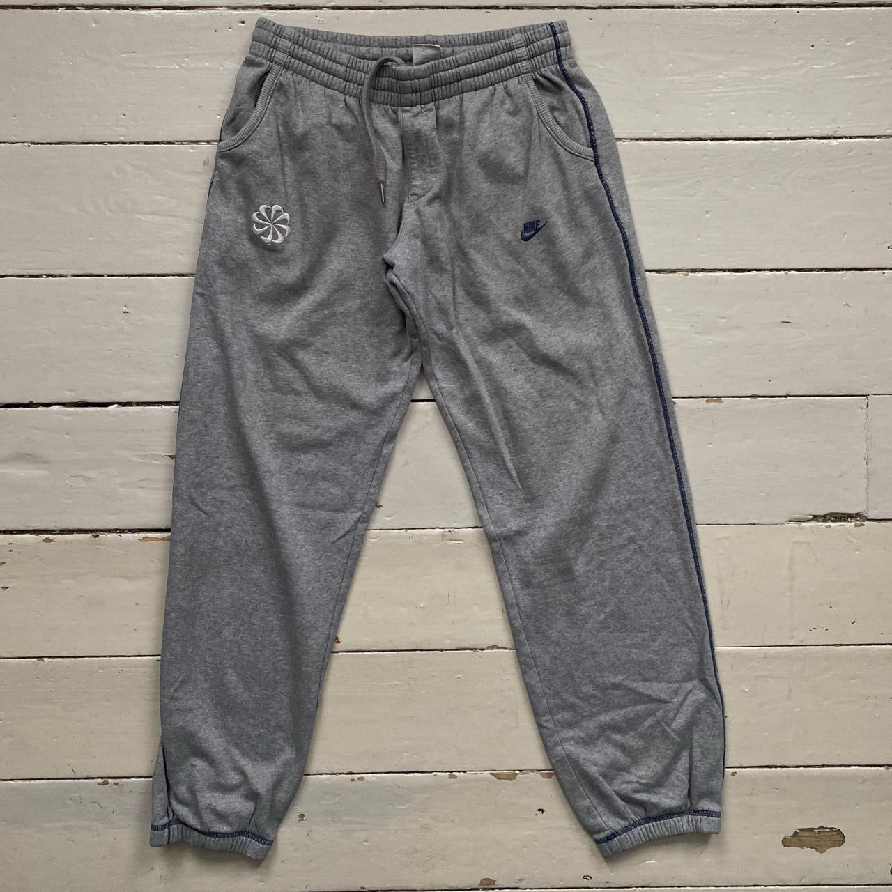 Nike Vintage Grey Joggers (Large)