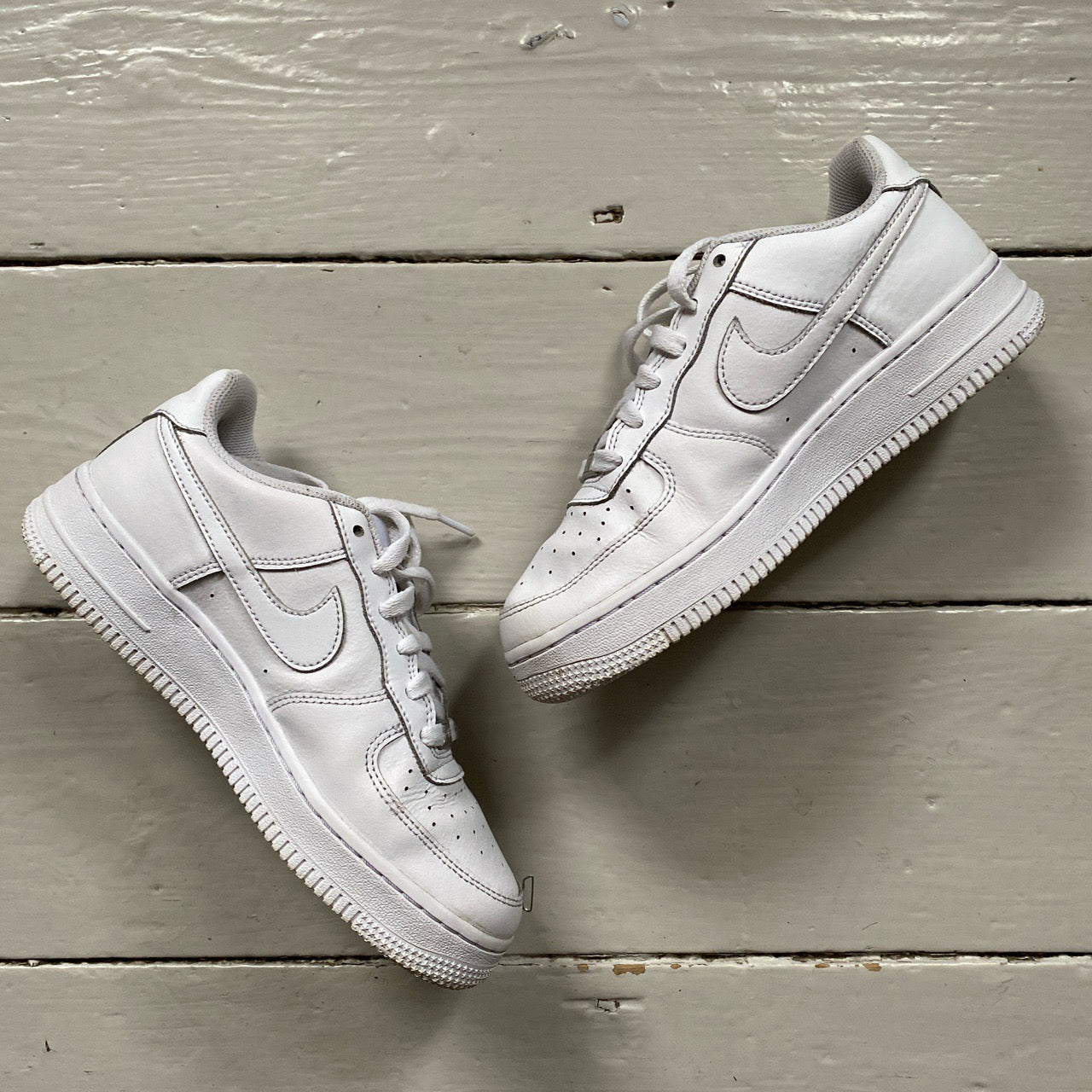 Nike Air Force 1 White (UK 5)