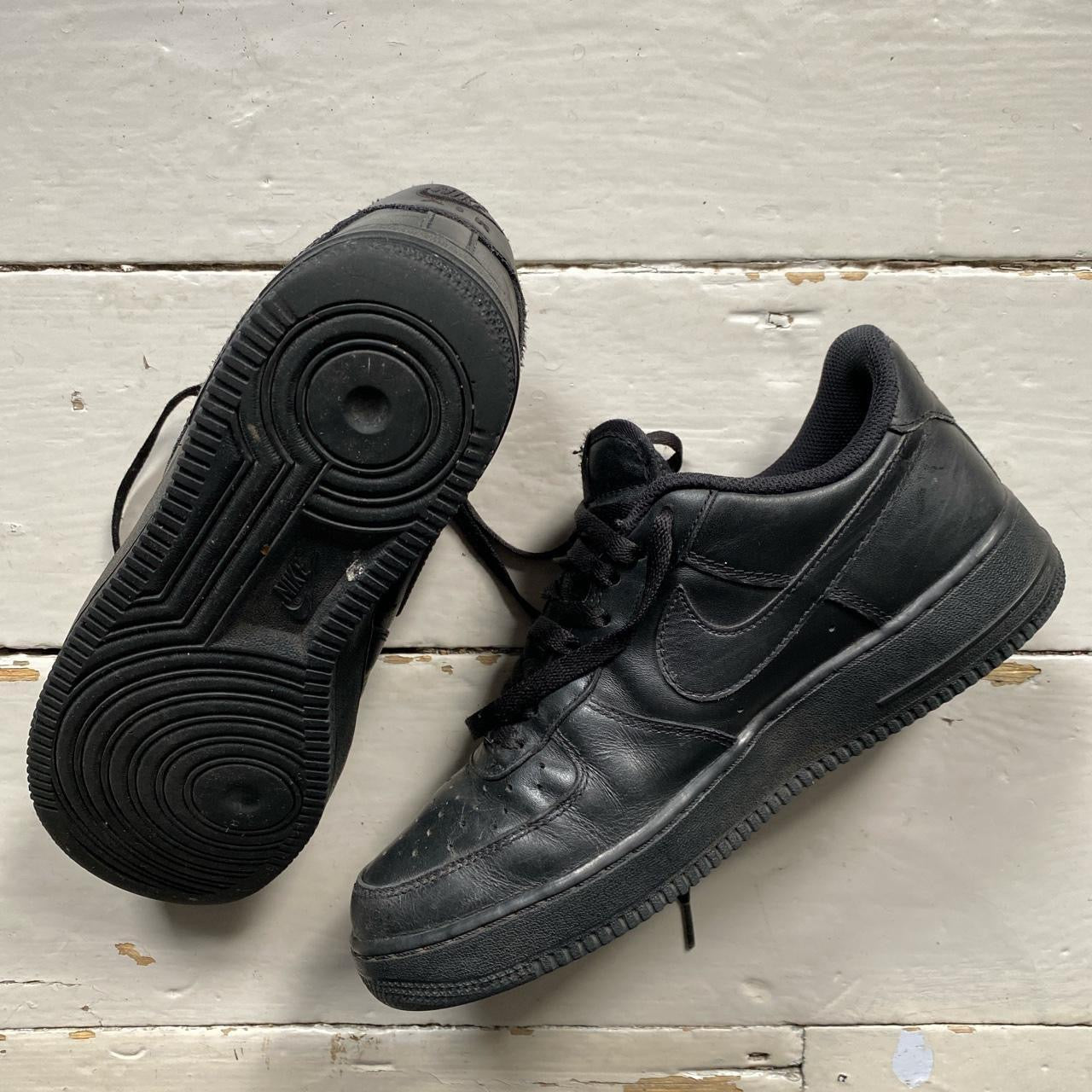 Nike Air Force 1 Black (UK 8)