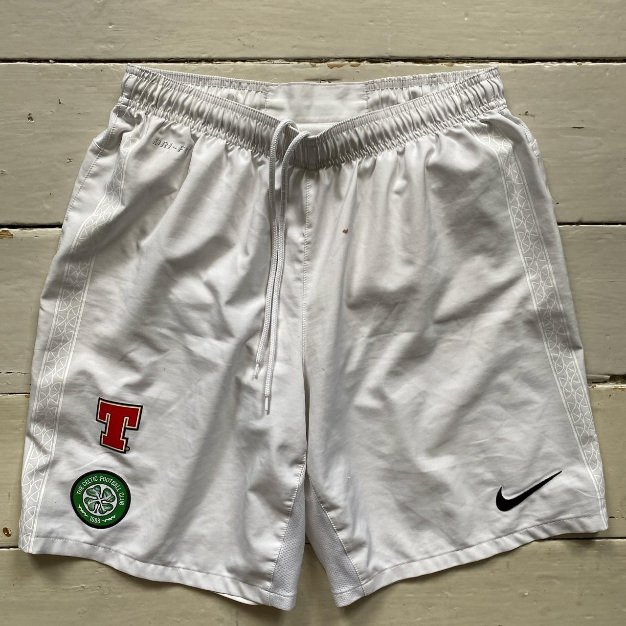 Nike Celtic Shorts White (Large)