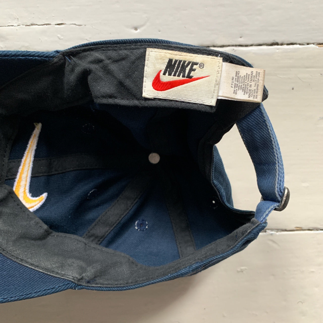 Nike Vintage Swoosh Cap