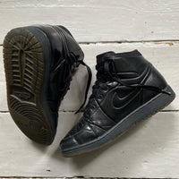 Jordan 1 Anodized Black (UK 5)