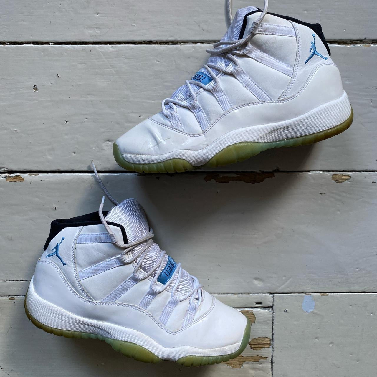 Jordan 11 Legend Blue (UK 6)