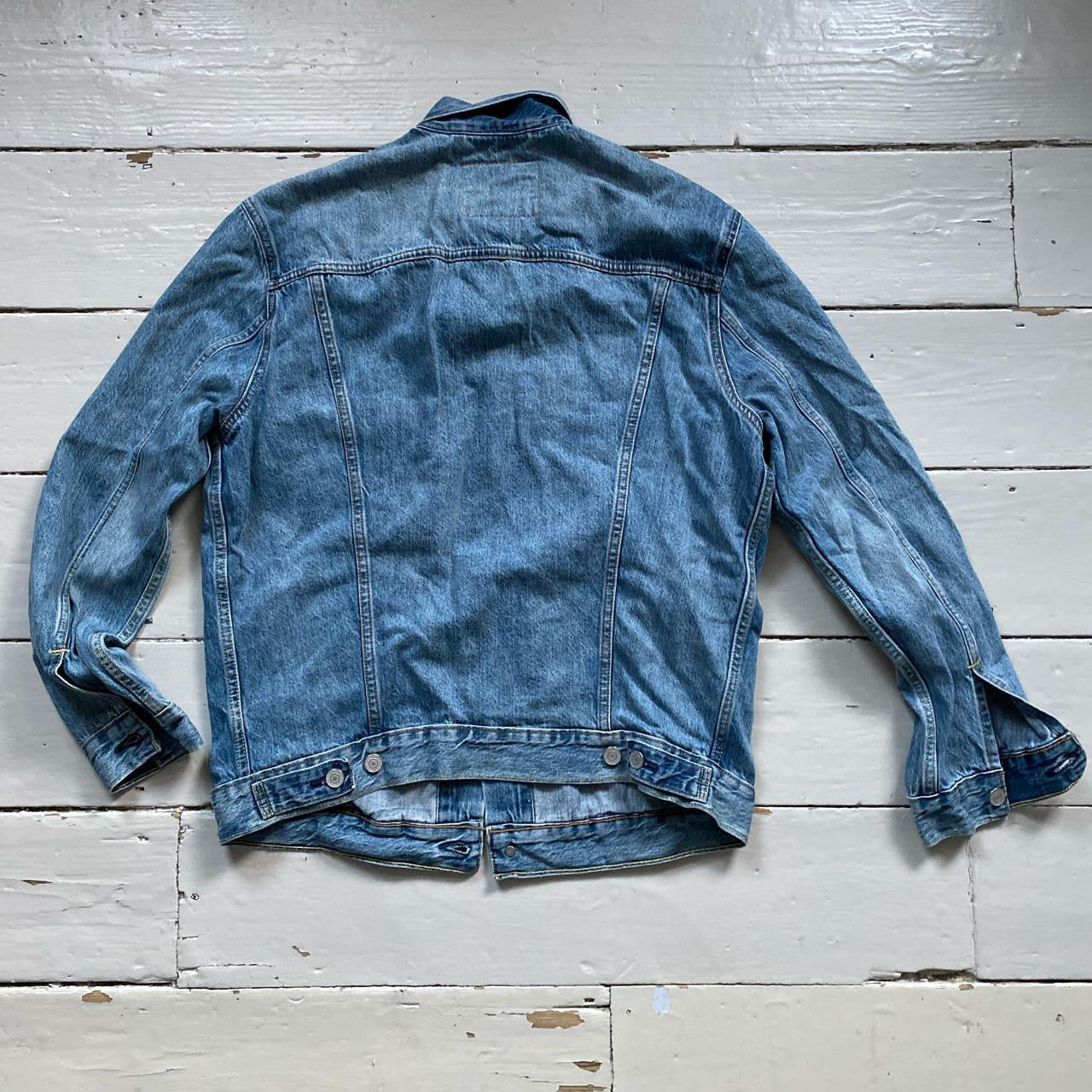 Levis Light Wash Denim Jacket (Large)