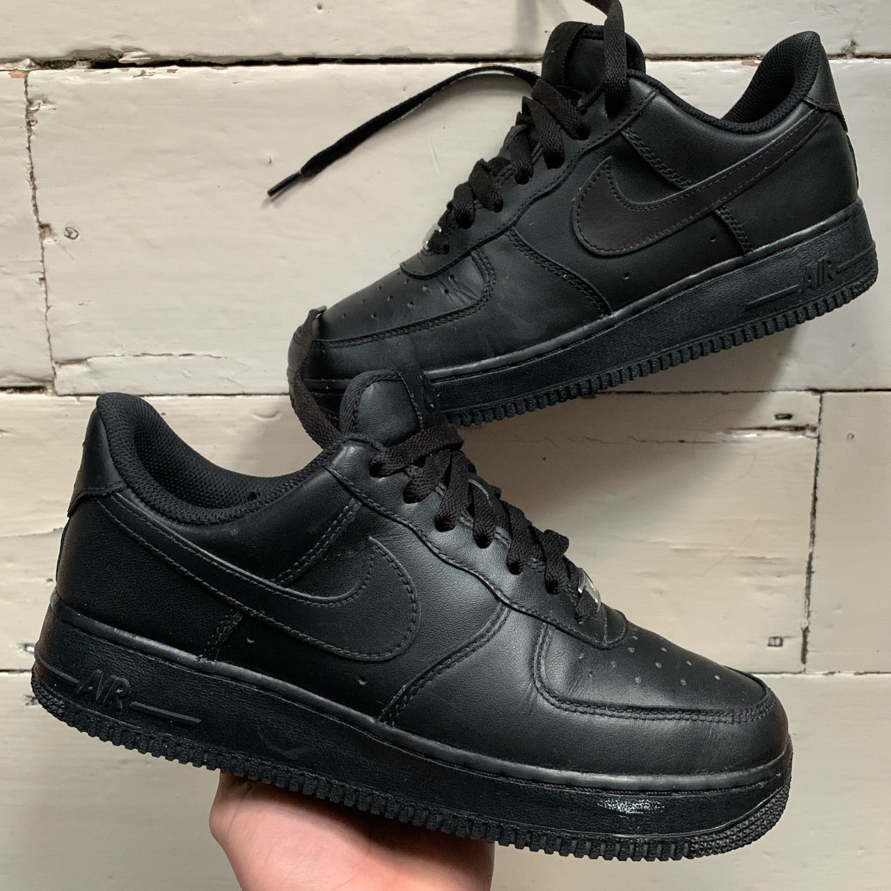 Nike Air Force 1 Black (UK 6)