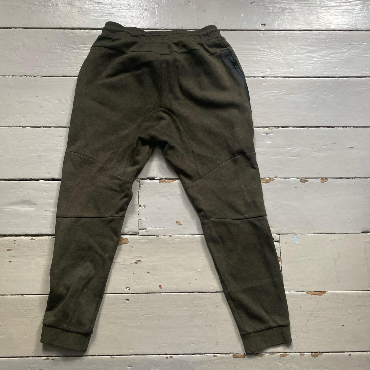 Nike Tech Fleece Khaki Joggers (Medium)