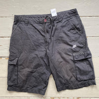 Nike Swoosh Cargo Shorts (XL)
