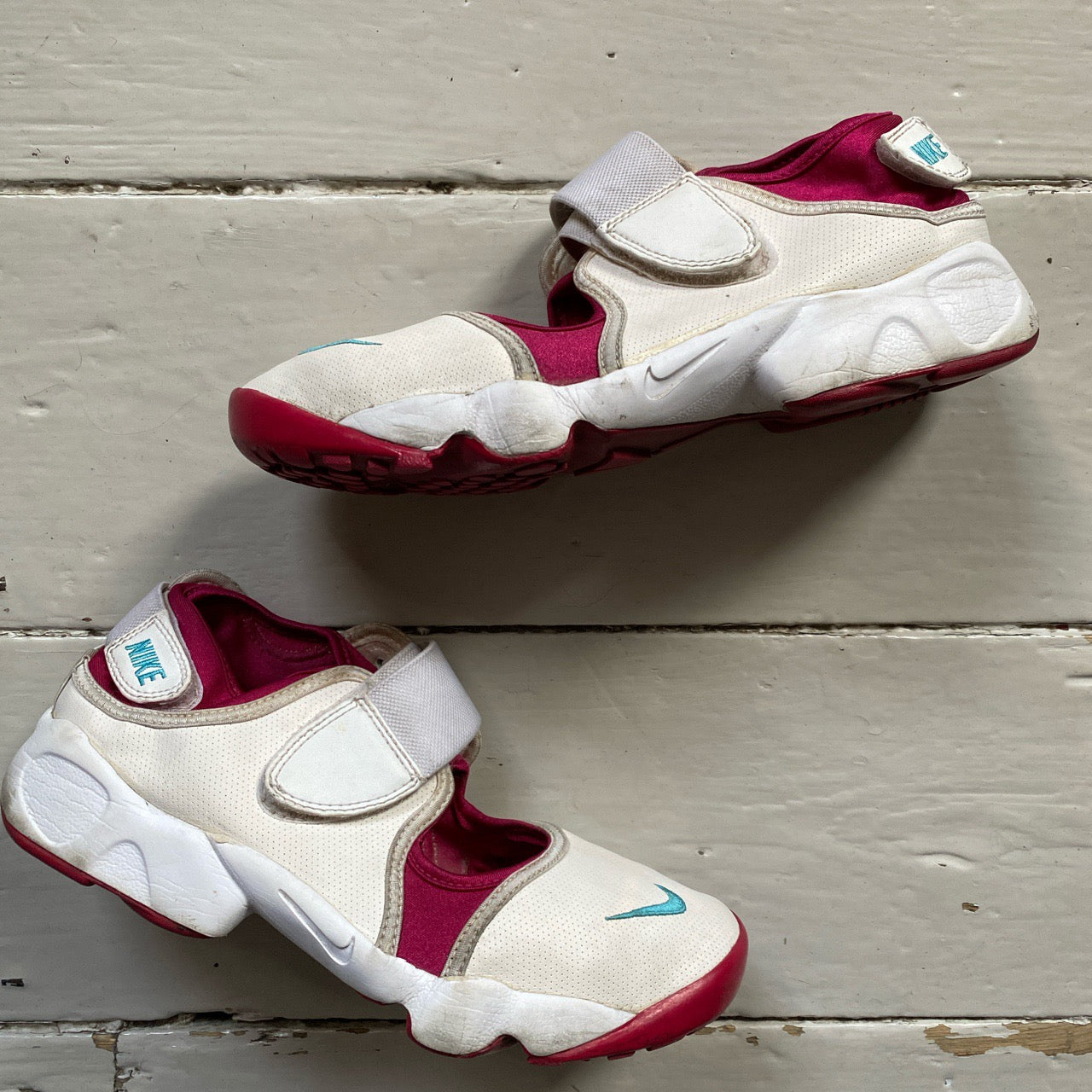 Nike Air Rift Vintage White Pink Blue (UK 5.5)