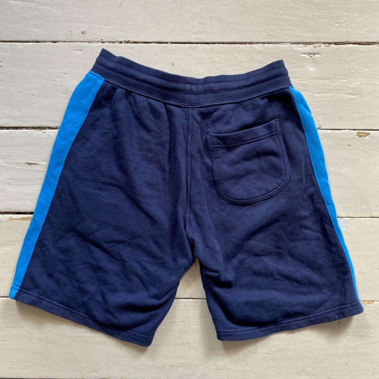 Nike Air Swoosh Shorts (Small)