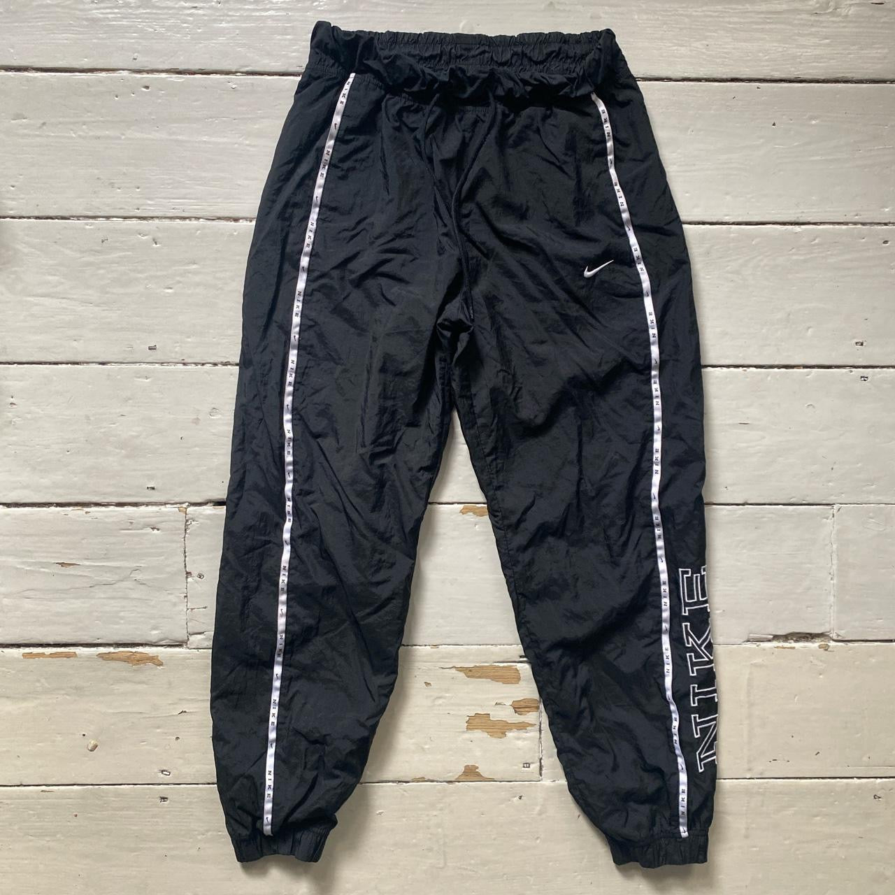Nike Swoosh Spellout Shell Bottoms (Small)